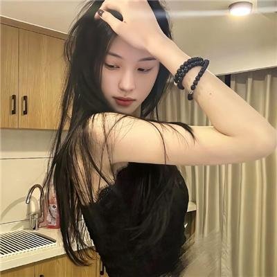 闺密妙诗吟